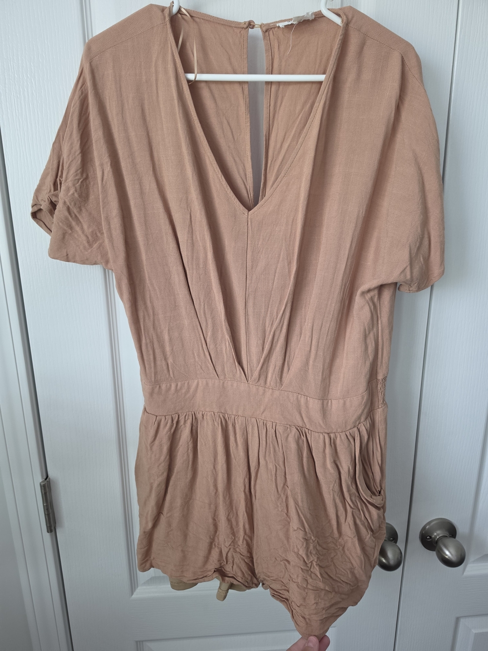 Women’s Short Sleeve V-Neck Romper in Dusty Rose